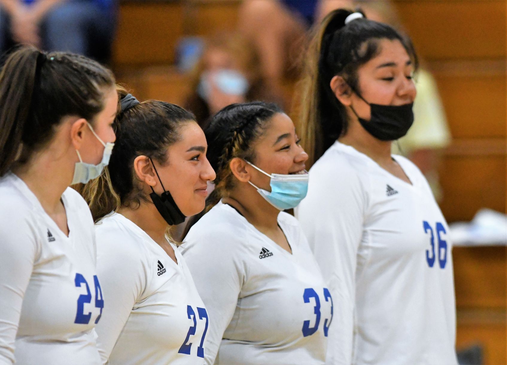 093021 LHS CHS VBALL 16.JPG